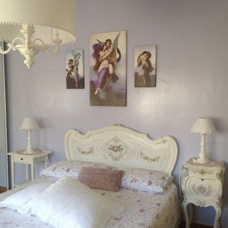 Casa Grandis Dimora Di Charme Nel Cuore Di Bordighera Apartment Exterior photo